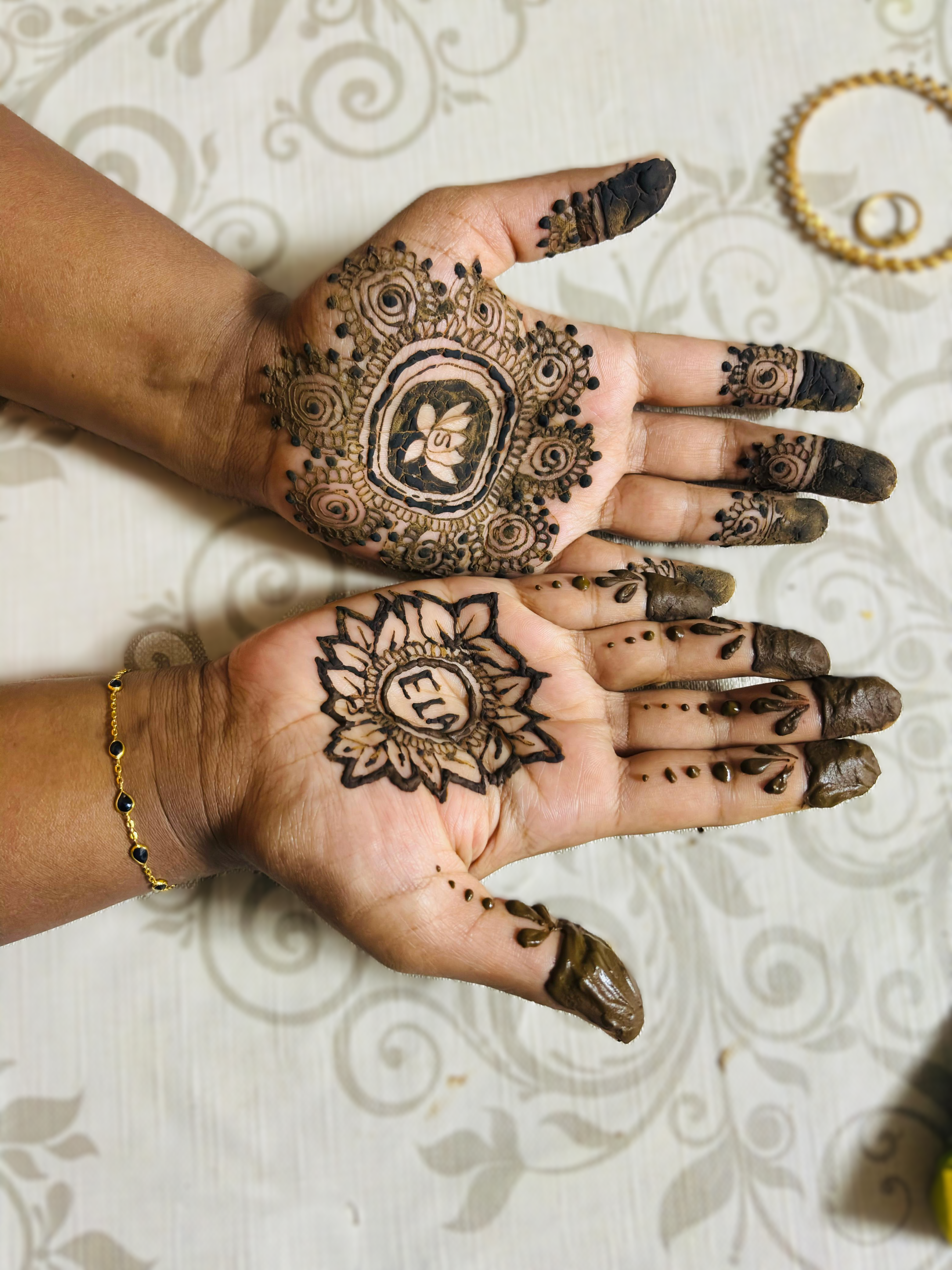 Mehandi Logo